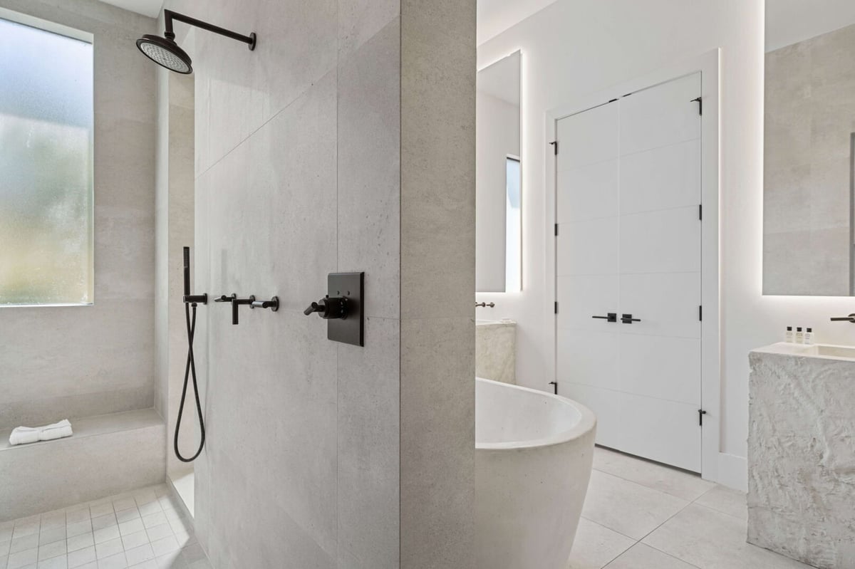 Majestic Mirage Estate