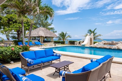 Luxury Villa Photo #5