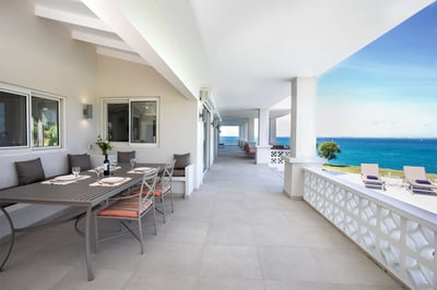 Luxury Villa Photo #9