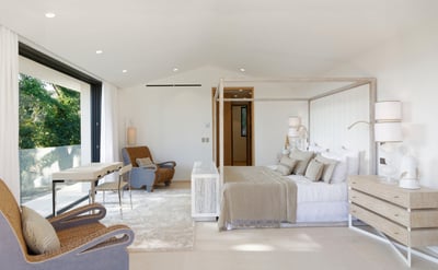 Luxury Villa Photo #9