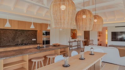 Luxury Villa Photo #28