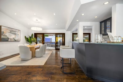 Luxury Villa Photo #19