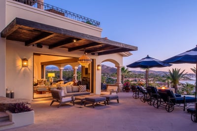 Luxury Villa Photo #9