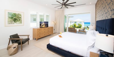 Luxury Villa Photo #22