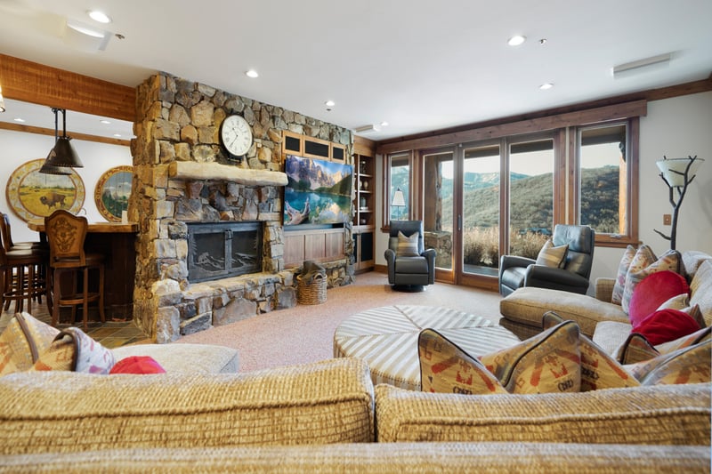 Timber Lodge at the Oaks