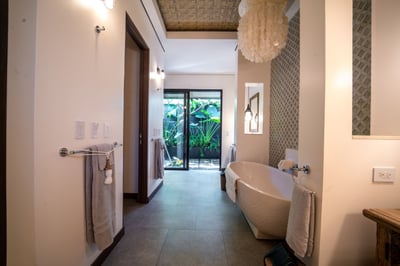 Luxury Villa Photo #29
