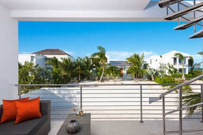 Luxury Villa Photo #7