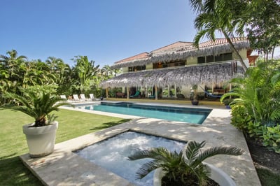Luxury Villa Photo #7