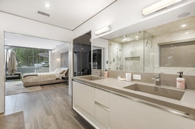 Luxury Villa Photo #31
