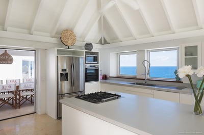 Luxury Villa Photo #23