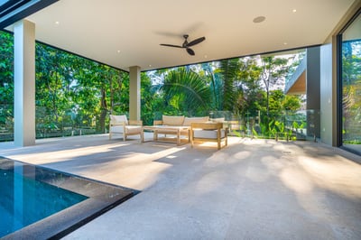 Luxury Villa Photo #6