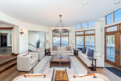 Luxury Villa Photo #2