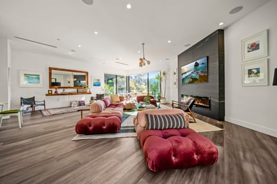 Luxury Villa Photo #17