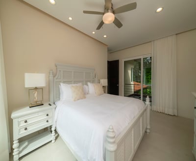 Luxury Villa Photo #50