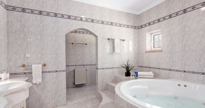 Luxury Villa Photo #16