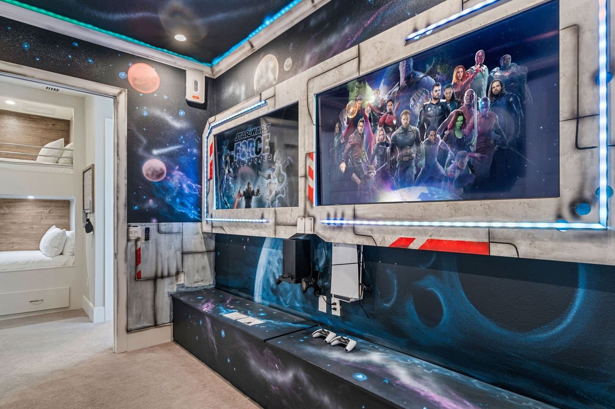 Reunion Tropical Retreat