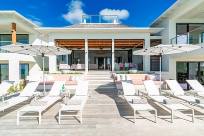 Luxury Villa Photo #31