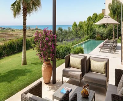 Luxury Villa Photo #6