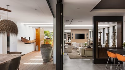 Luxury Villa Photo #18