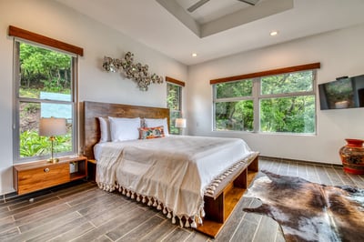 Luxury Villa Photo #27