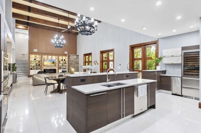 Luxury Villa Photo #22