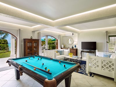 Luxury Villa Photo #8