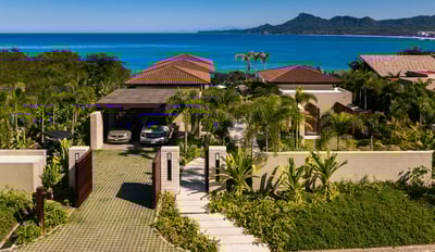 Luxury Villa Photo #31