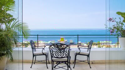 Luxury Villa Photo #27