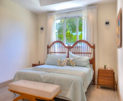 Luxury Villa Photo #27