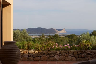 Luxury Villa Photo #15