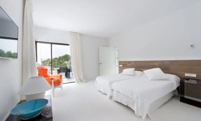 Luxury Villa Photo #16