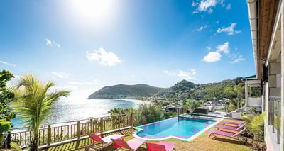Luxury Villa Photo #3