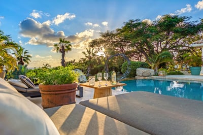 Luxury Villa Photo #7