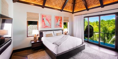 Luxury Villa Photo #22