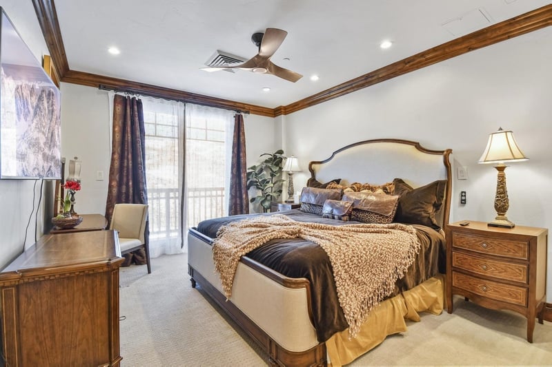 Silver Strike Lodge 2 BDM Condo