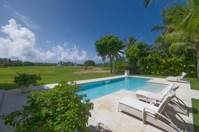 Luxury Villa Photo #4