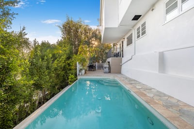 Luxury Villa Photo #2