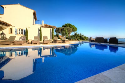 Luxury Villa Photo #3