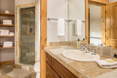 Luxury Villa Photo #17