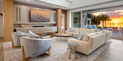 Luxury Villa Photo #15