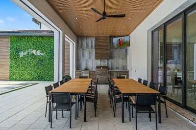 Luxury Villa Photo #12