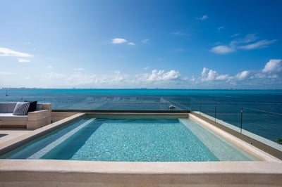 Luxury Villa Photo #7