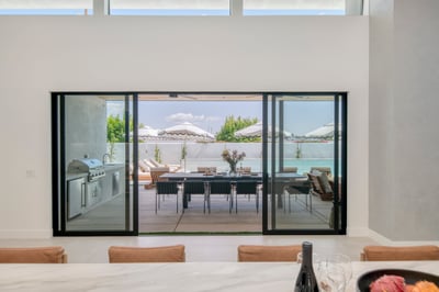 Luxury Villa Photo #23