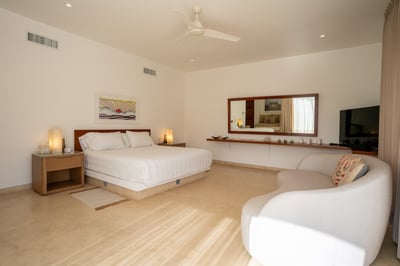 Luxury Villa Photo #54