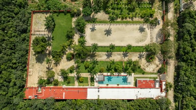 Luxury Villa Photo #11