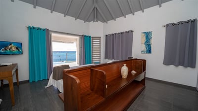 Luxury Villa Photo #51