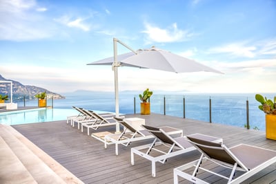 Luxury Villa Photo #4
