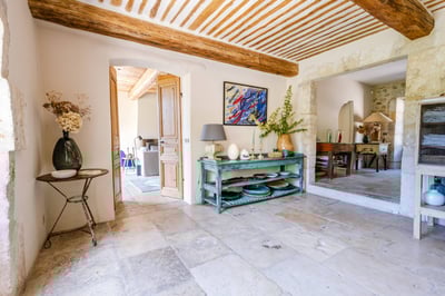 Luxury Villa Photo #26
