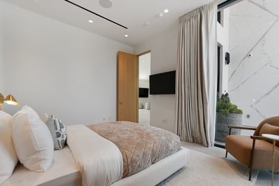 Luxury Villa Photo #64