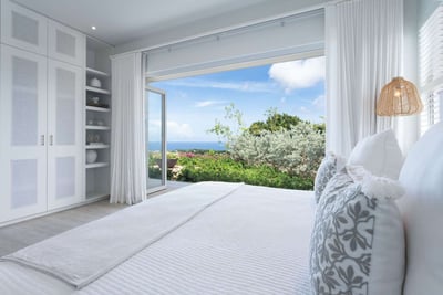 Luxury Villa Photo #17